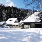 雪化粧の院庭（妙光寺の冬）